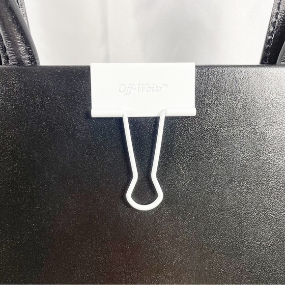 Off-White c/o Virgil Abloh Medium Binder Clip Leather Graphic Box Bag Black - Picture 9 of 14
